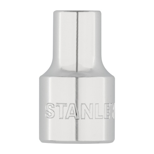 SOCKET MAXI DRIVE  ON WHITE BACKGROUND
