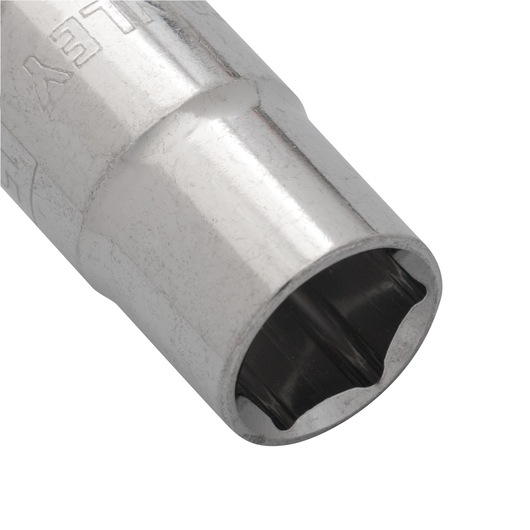 STANLEY 4-86-515 chrome socket, close-up angle on white background, showing six-point interior design.